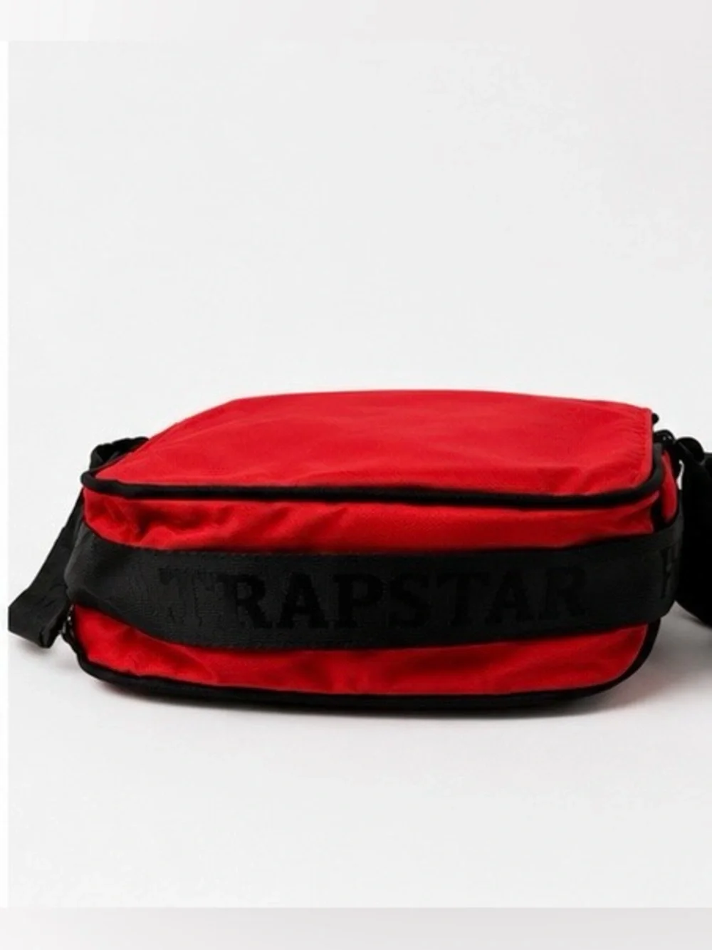 Trapstar‎ Red Men's Messenger Bag with Black Strap and Decorative Buckle